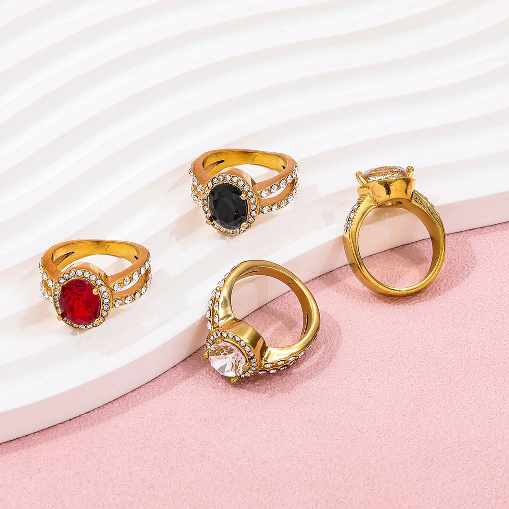 Bague avec zircon rectangulaire coloré